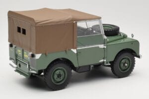 Land Rover Series 1 88 Zelena Minichamps 1:18 150168912 Kovina – slika 3 od 8