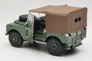 Land Rover Series 1 88 Zelena Minichamps 1:18 150168912 Kovina – slika 5 od 8