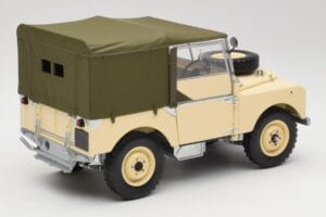 Land Rover Series I 88 Sand Bež Mat Minichamps 1:18 150168905 Kovina – slika 3 od 8