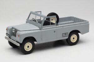 Land Rover Series II 109 Pickup Siv MCG 1:18 MCG18092 Kovina