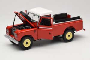 Land Rover Series I 109 Pickup Rdeč Eagle Collectibles 1:18 440500 Kovina – slika 2 od 8