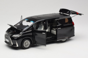 Lexus LM300h Črn Kyosho 1:18 08963BK Kovina – slika 2 od 8
