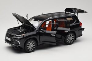 Lexus LX570 J200 Črn LCD 1:18 LCD18010-BL Kovina – slika 2 od 8