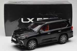 Lexus LX570 J200 Črn LCD 1:18 LCD18010-BL Kovina – slika 8 od 8