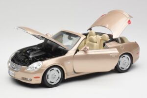 Lexus SC430 Bež Maisto 1:18 31629 Kovina – slika 2 od 8