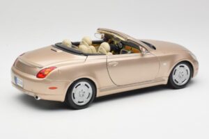 Lexus SC430 Bež Maisto 1:18 31629 Kovina – slika 3 od 8