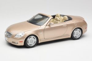 Lexus SC430 Bež Maisto 1:18 31629 Kovina