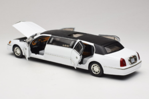 Lincoln Limousine Bel Sun Star 1:18 1260 Kovina – slika 5 od 8