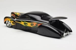 Lincoln Zephyr Scrape Custom Črn s Plameni Hot Wheels 1:18 57319 Kovina – slika 5 od 8