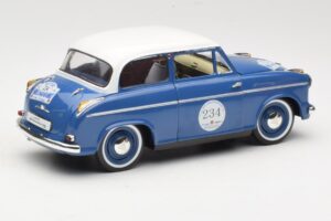 Lloyd Alexander TS #234 Modra Revell 1:18 08463 Kovina – slika 3 od 8