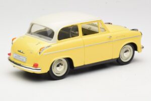 Lloyd Alexander TS Rumena Revell 1:18 08958 Kovina – slika 3 od 8