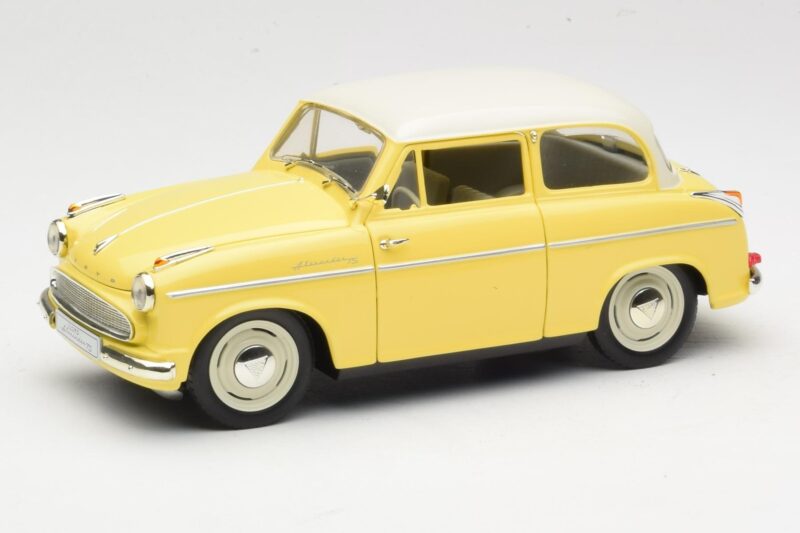 Lloyd Alexander TS Rumena Revell 1:18 08958 Kovina