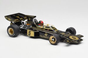 Lotus 72D #5 E. Fittipaldi John Player Special GP Spain 1972 MCG 1:18 MCG18610F Kovina – slika 2 od 6