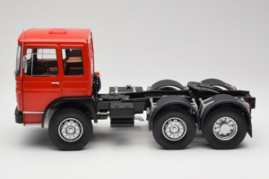 MAN 16304 F7 Rdeča Road Kings 1:18 RK180053 Kovina – slika 4 od 8