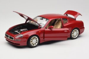 Maserati 3200 GT Temno Rdeč Bburago 1:18 3341-M2 Kovina – slika 2 od 8