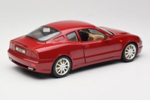 Maserati 3200 GT Temno Rdeč Bburago 1:18 3341-M2 Kovina – slika 3 od 8