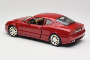 Maserati 3200 GT Temno Rdeč Bburago 1:18 3341-M2 Kovina – slika 7 od 8
