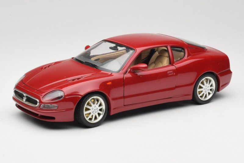 Maserati 3200 GT Temno Rdeč Bburago 1:18 3341-M2 Kovina