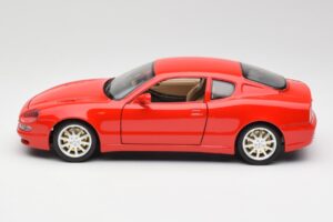 Maserati 3200 GT Rdeč Bburago 1:18 3341 Kovina – slika 4 od 8