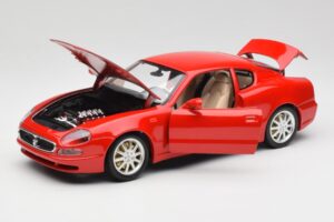 Maserati 3200 GT Rosso Mondiale Bburago 1:18 3341-M1 Kovina – slika 2 od 8