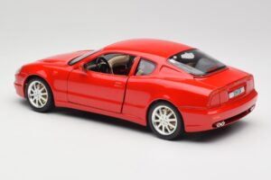 Maserati 3200 GT Rdeč Posebna Kolekcija Bburago 1:18 30071 Kovina – slika 7 od 8