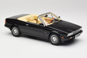 Maserati BiTurbo Spyder Črn Minichamps 1:18 107123531 Smola – slika 4 od 6