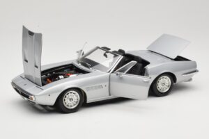 Maserati Ghibli Spyder Srebrna Minichamps 1:18 100122330 Kovina – slika 2 od 7