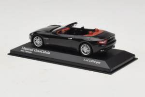 Maserati GranCabrio Črn Metalik Minichamps 1:43 400123930 Kovina – slika 3 od 5