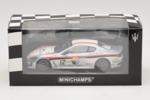 Maserati GranTurismo MC GT4 #12 Sperati / La Mazza Maserati MC 2010 Minichamps 1:43 400101212 Kovina – slika 5 od 5