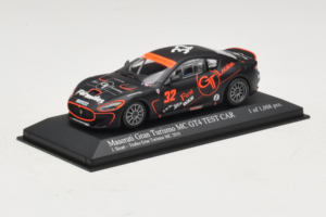 Maserati GranTurismo MC GT4 #32 J. Sicart Maserati MC 2010 Minichamps 1:43 400101232 Kovina – slika 2 od 5