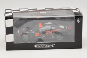 Maserati GranTurismo MC GT4 #32 J. Sicart Maserati MC 2010 Minichamps 1:43 400101232 Kovina – slika 5 od 5