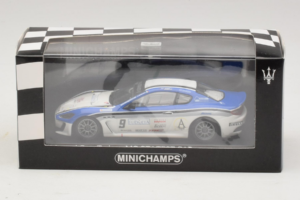 Maserati GranTurismo MC GT4 #9 Moncada / Petrini Maserati MC 2010 Minichamps 1:43 400101209 Kovina – slika 4 od 5