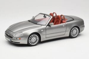 Maserati 4200 GT Spyder Siv Bburago 1:18 18-12019 Kovina