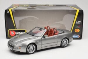 Maserati 4200 GT Spyder Siv Bburago 1:18 18-12019 Kovina – slika 8 od 8