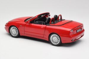 Maserati GT Spyder Rdeč Bburago 1:18 34097 Kovina – slika 5 od 8