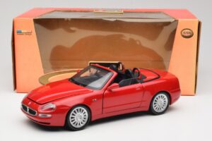 Maserati GT Spyder Rdeč Bburago 1:18 34097 Kovina – slika 8 od 8