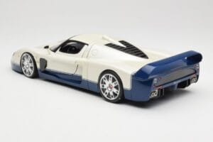 Maserati MC12 Bel Modra Hot Wheels 1:18 G7158 Kovina – slika 7 od 8