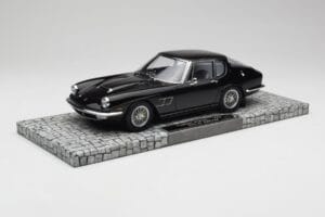 Maserati Mistral Črn Minichamps 1:18 107123421 Smola