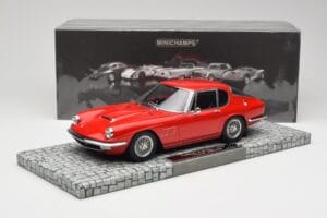 Maserati Mistral Rdeč Minichamps 1:18 107123422 Smola – slika 6 od 6
