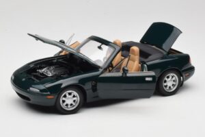 Mazda MX-5 NA Emerald Green Gate 1:18 01017 Kovina – slika 2 od 8
