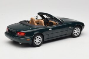 Mazda MX-5 NA Emerald Green Gate 1:18 01017 Kovina – slika 3 od 8