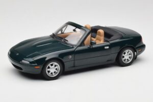 Mazda MX-5 NA Emerald Green Gate 1:18 01017 Kovina