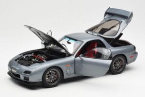 Mazda RX-7 FD Spirit R Type A Siv Metallic AUTOart 1:18 75987 Kovina – slika 2 od 8