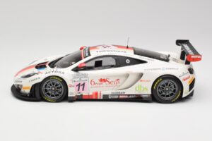 McLaren 12C GT3 #11 Art Grand Prix C. Leclerc / N. Parisy / A. Soucek Spa 24 Hours 2013 Minichamps 1:18 151131311 Kovina – slika 3 od 6