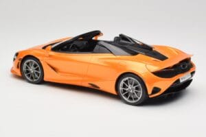 McLaren 750S Spider Papaya Orange GT Spirit 1:18 GT488 Smola – slika 5 od 6