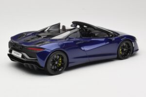 McLaren Artura Spider Vijolična GT Spirit 1:18 GT515 Smola – slika 2 od 6