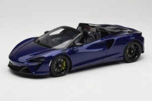 McLaren Artura Spider Vijolična GT Spirit 1:18 GT515 Smola