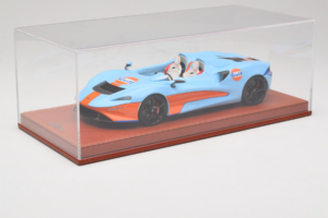 McLaren Elva Gulf Livery AB Models 1:18 REMC023 Smola – slika 6 od 7