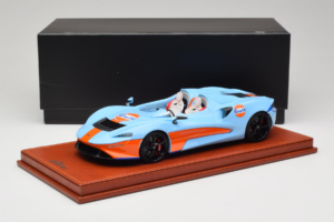 McLaren Elva Gulf Livery AB Models 1:18 REMC023 Smola – slika 7 od 7