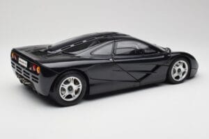 McLaren F1 Blue Metallic Minichamps 1:12 530133130 Kovina – slika 3 od 8